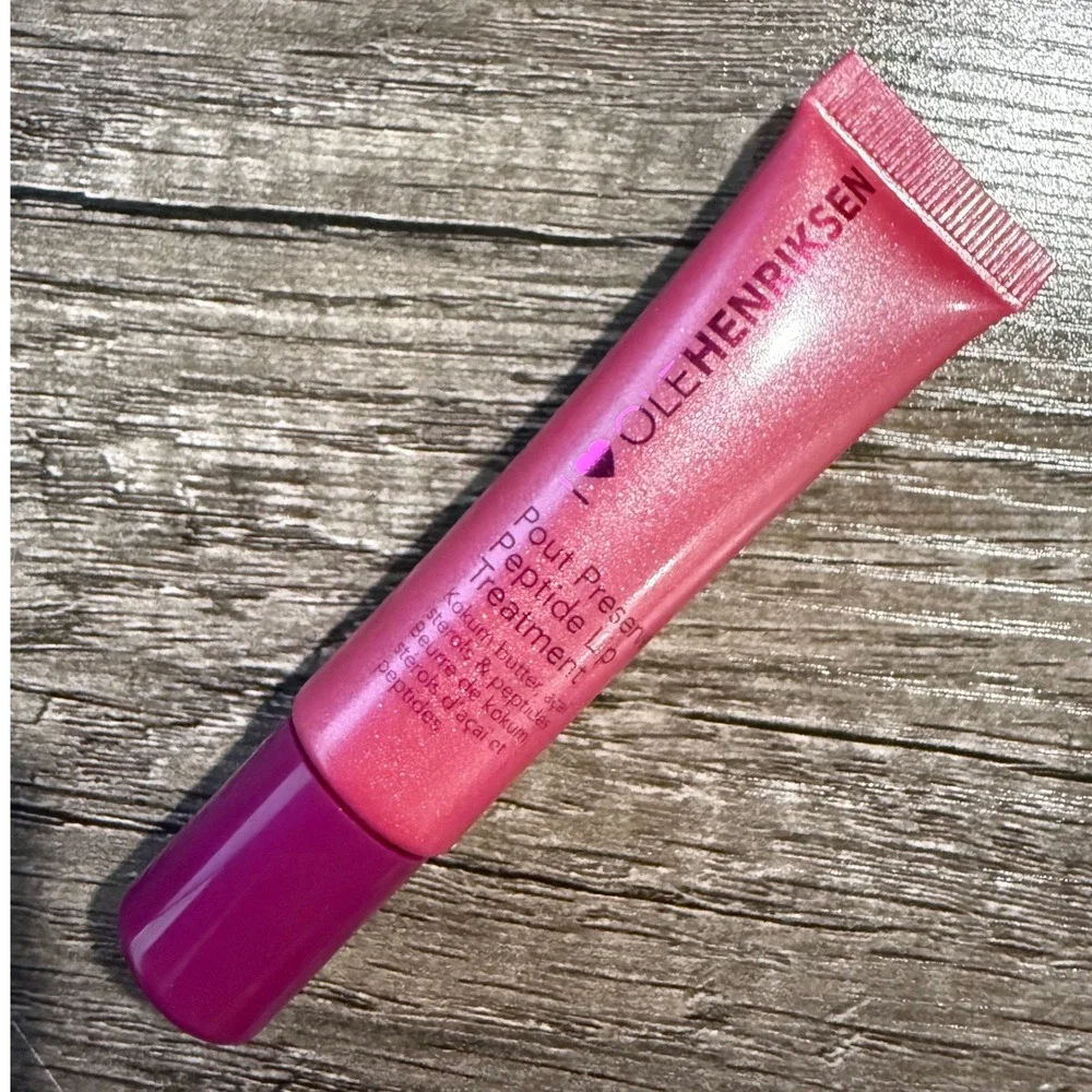OLEHENRIKSEN Truth Serum 7mL + Pout Preserve Lingonberry Jam Lip Treatment Set